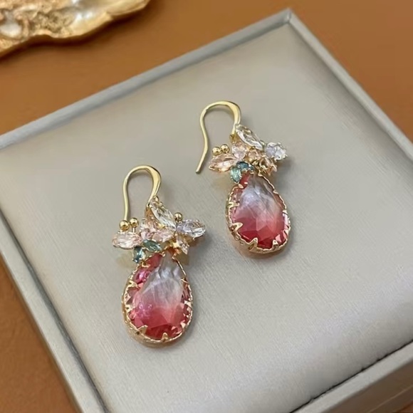 NWT Zircon Butterfly Pink Drop Earrings - Picture 7 of 7